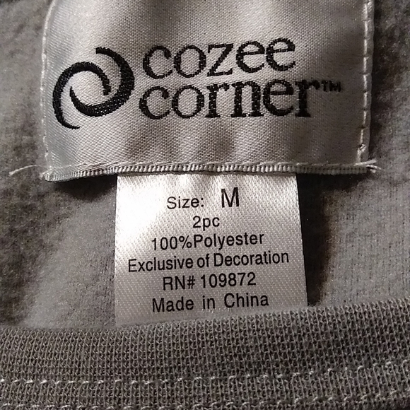 Med. Cozy Corner 2 piece long sleeved pj set.  NWOT. - Picture 6 of 7